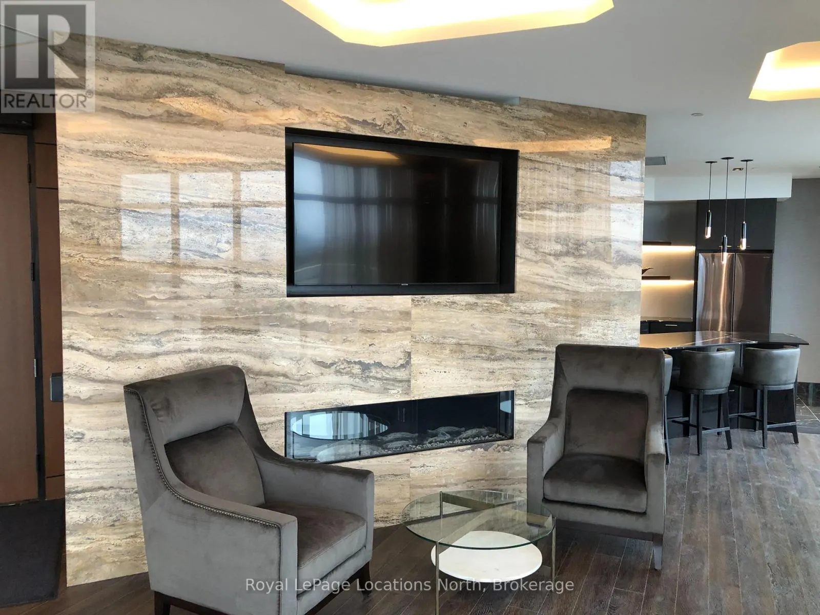 525 - 1 HUME STREET #525