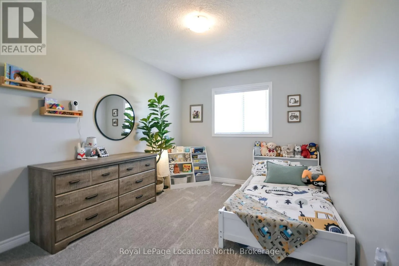 25 MAIDENS CRESCENT