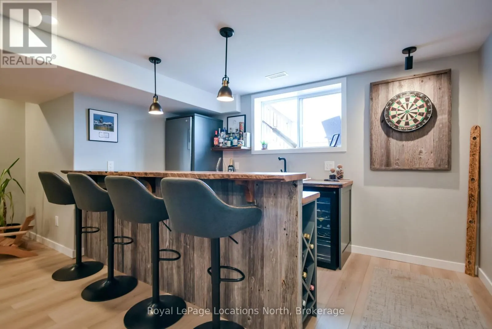 25 MAIDENS CRESCENT