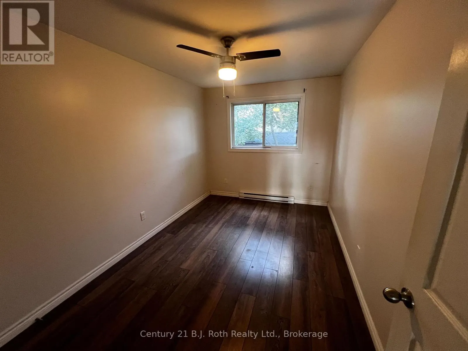 UNIT 1 - 520 HIGH STREET #Unit 1