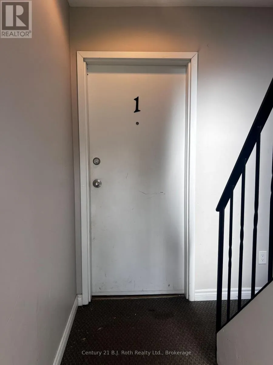UNIT 1 - 520 HIGH STREET #Unit 1