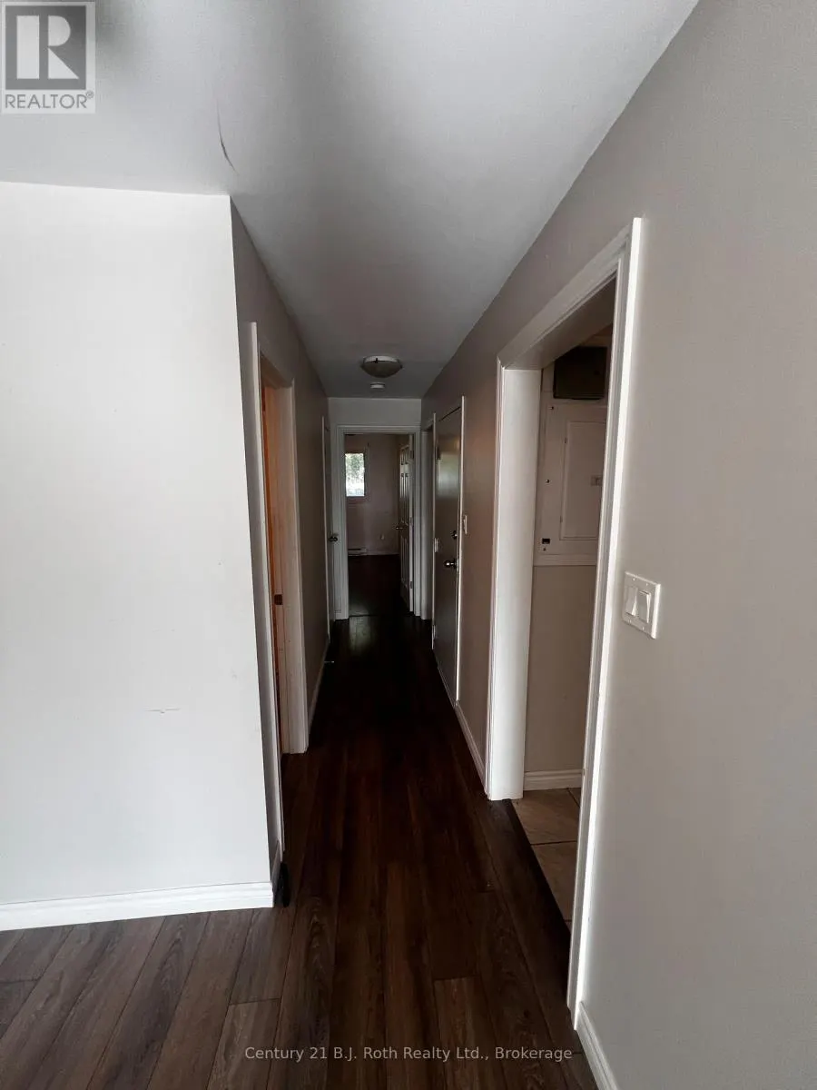 UNIT 1 - 520 HIGH STREET #Unit 1