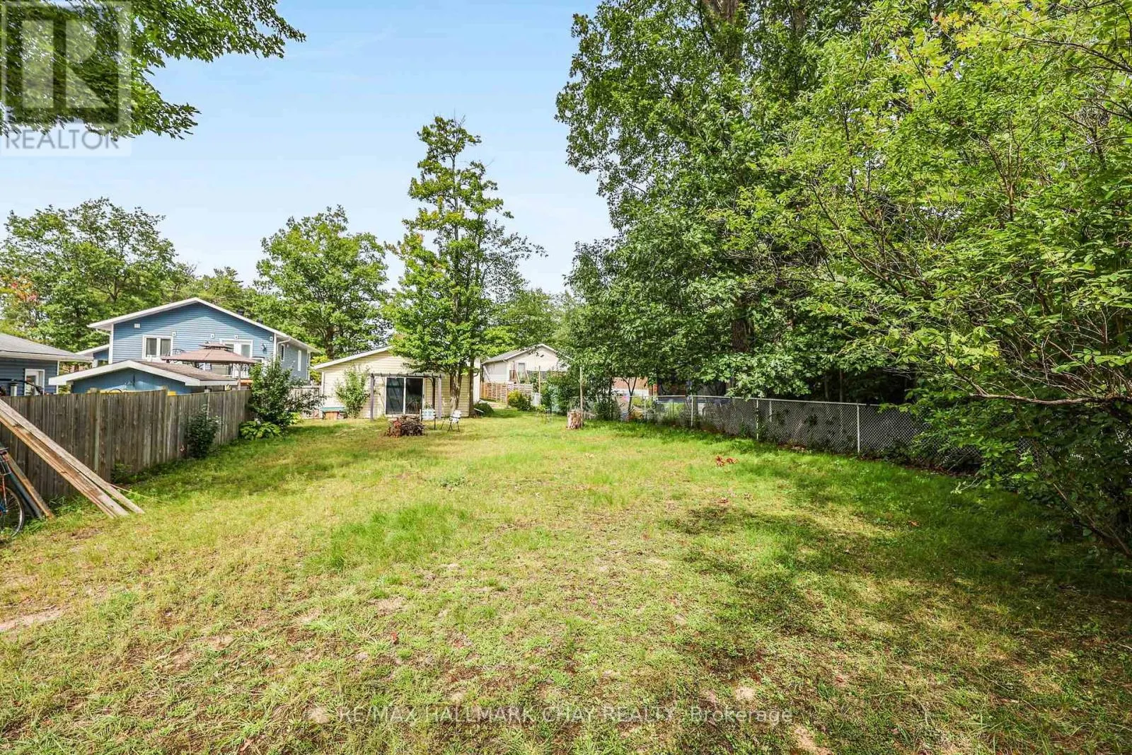 1475 RIVER ROAD W