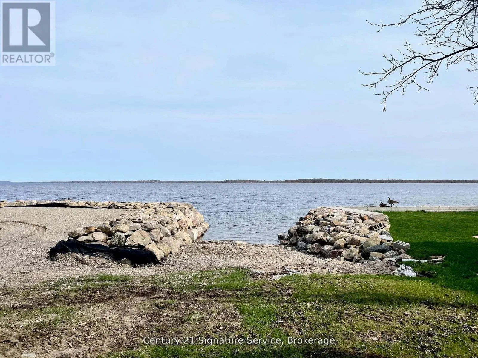 257 ROBINS POINT ROAD
