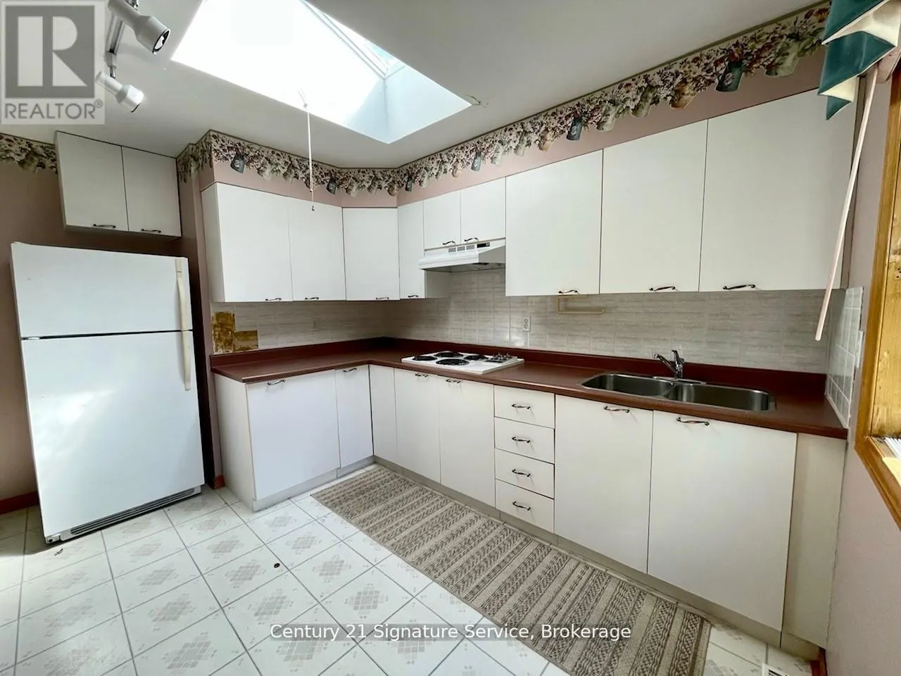 264 ROBINS POINT ROAD