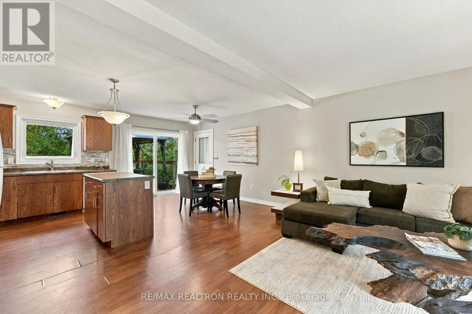 3485 BRENNAN LINE