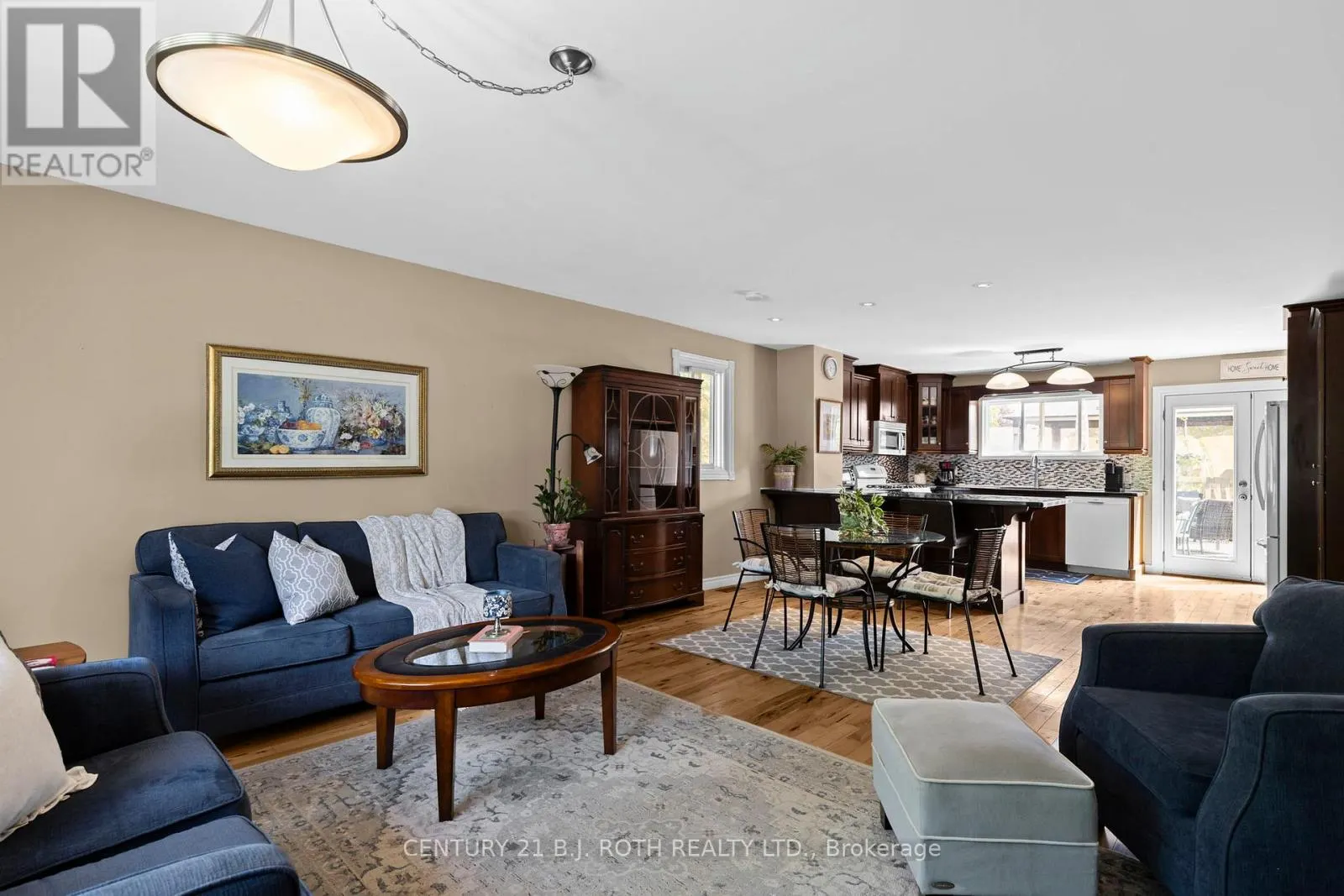 10 ANDREA CRESCENT