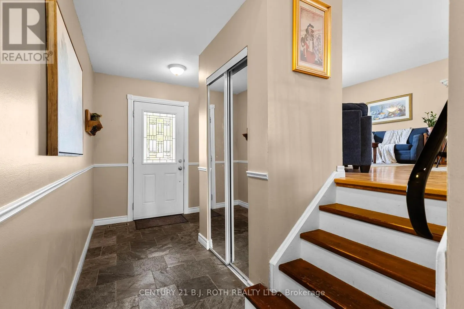 10 ANDREA CRESCENT