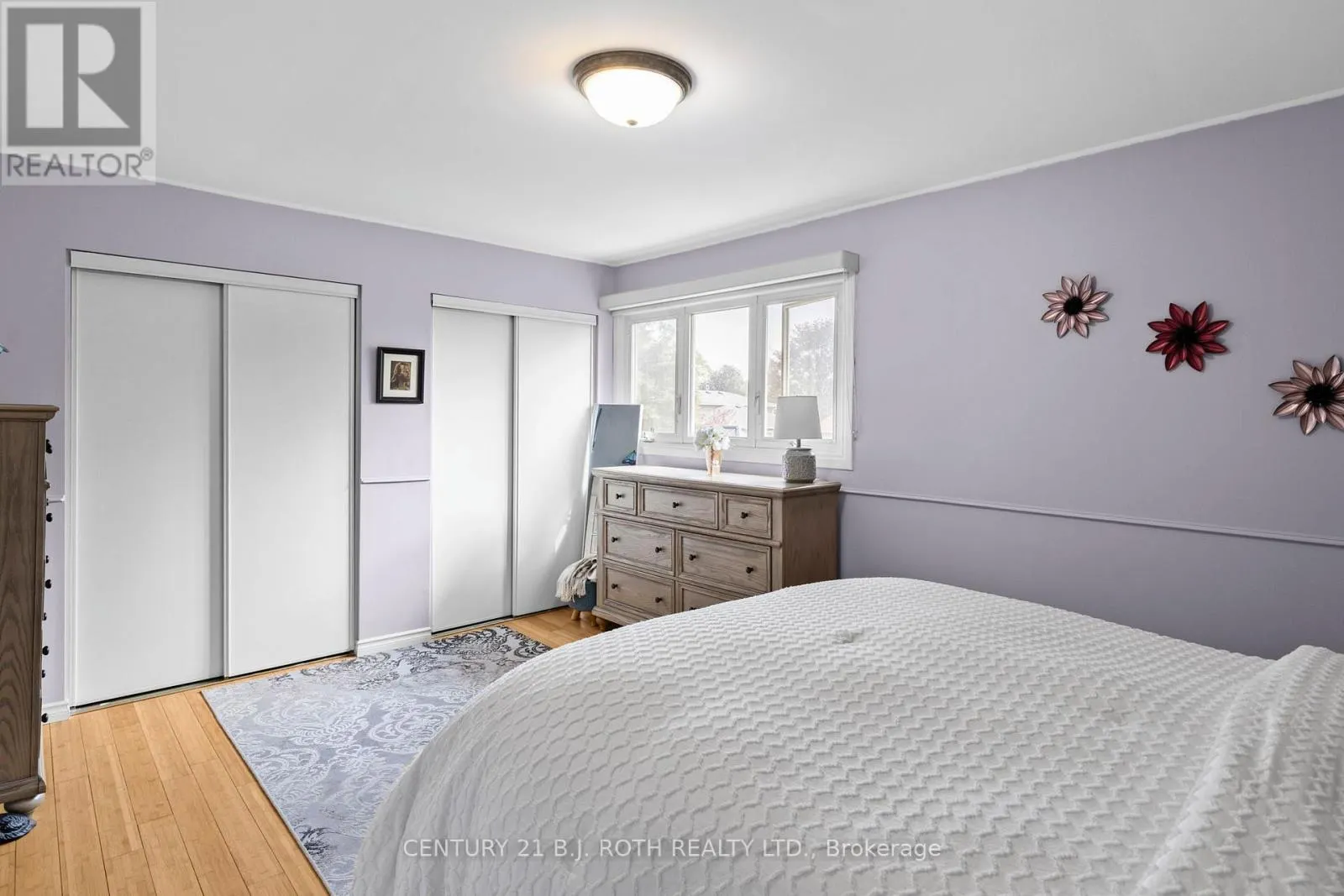 10 ANDREA CRESCENT