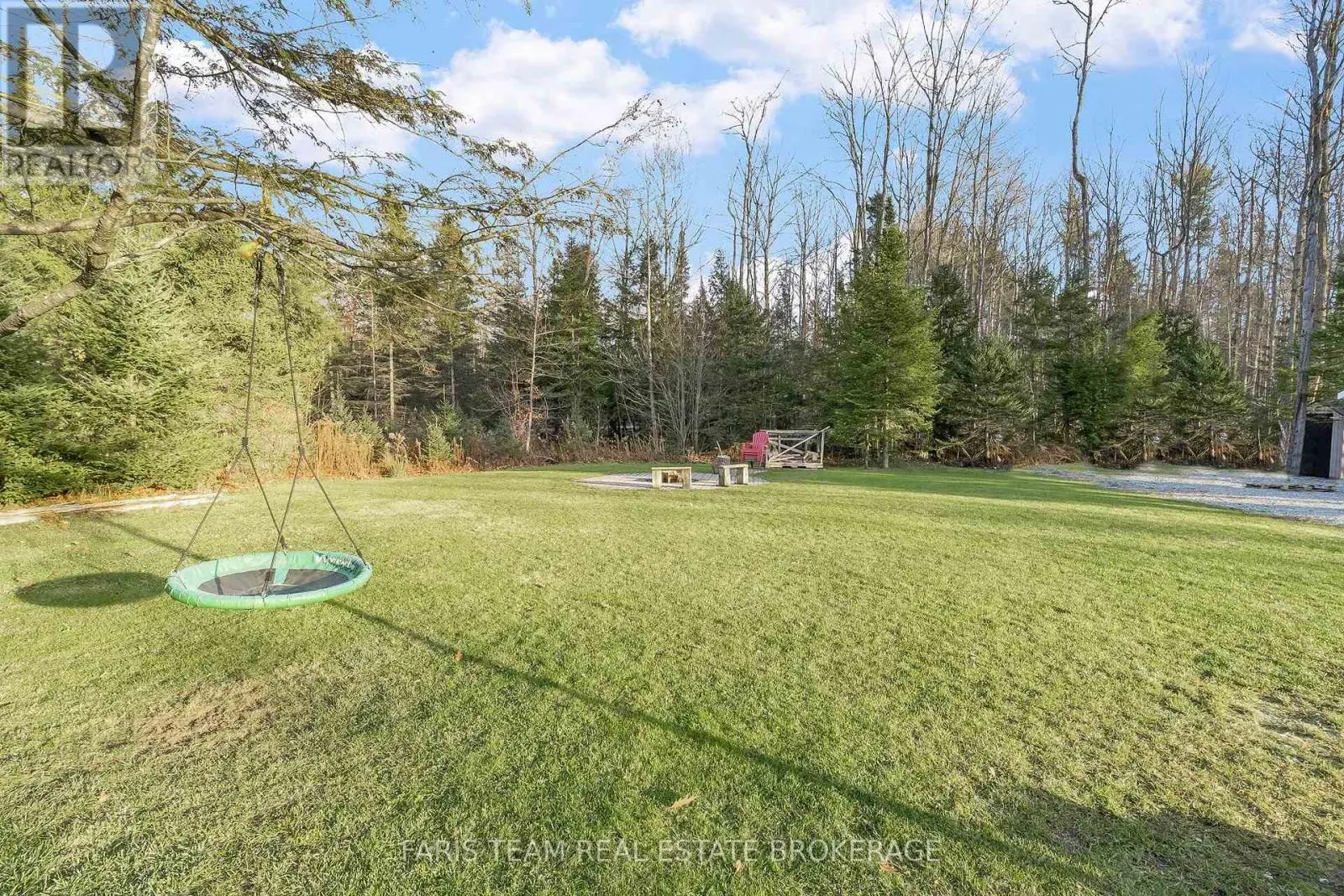 1520 ROSEMOUNT ROAD