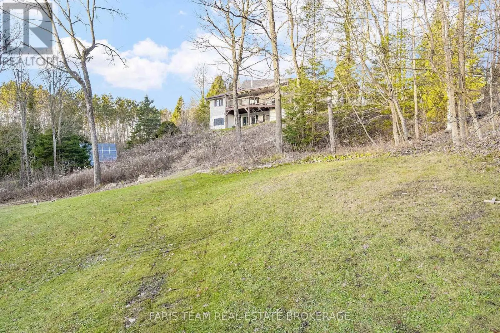 1520 ROSEMOUNT ROAD