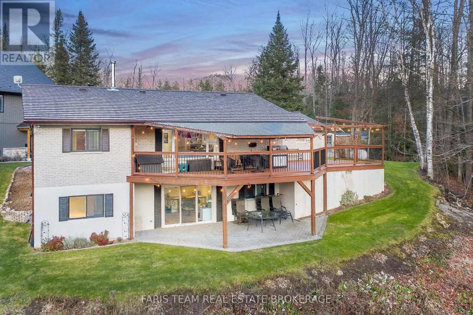 1520 ROSEMOUNT ROAD