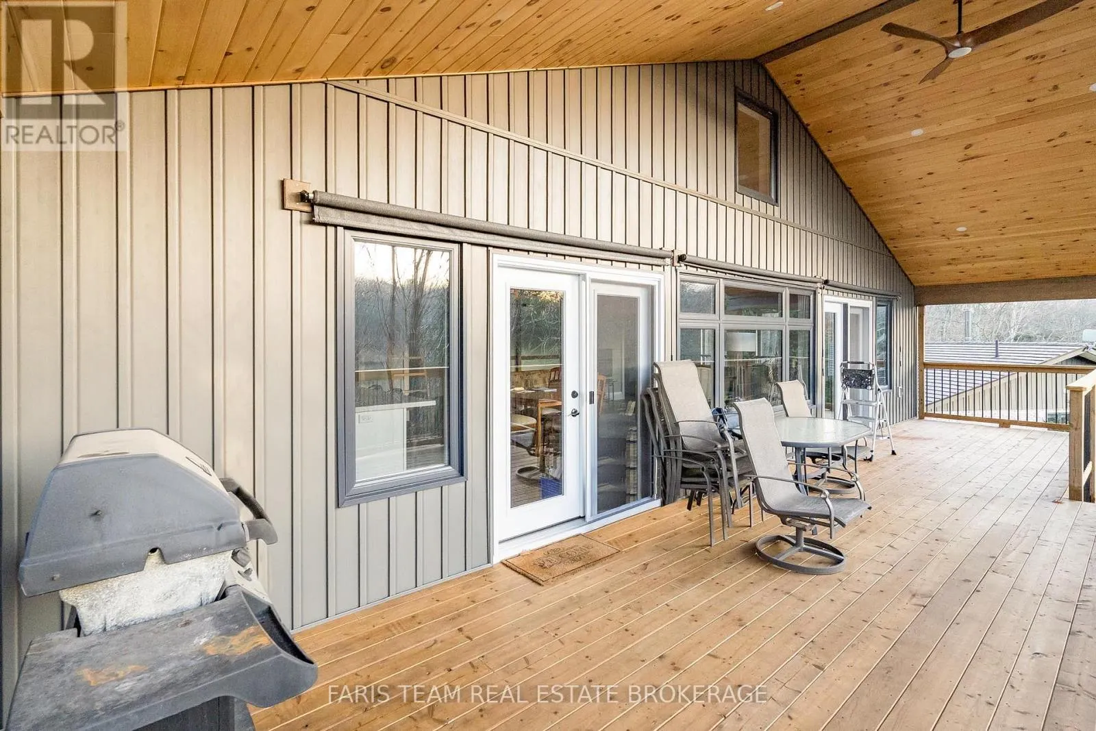 1520 ROSEMOUNT ROAD