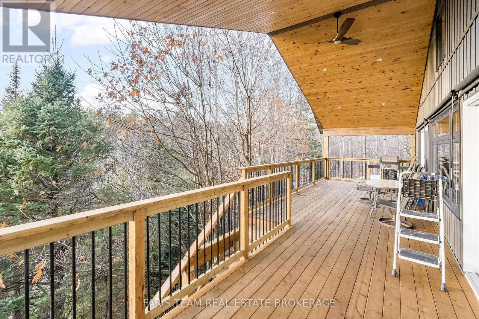 1520 ROSEMOUNT ROAD