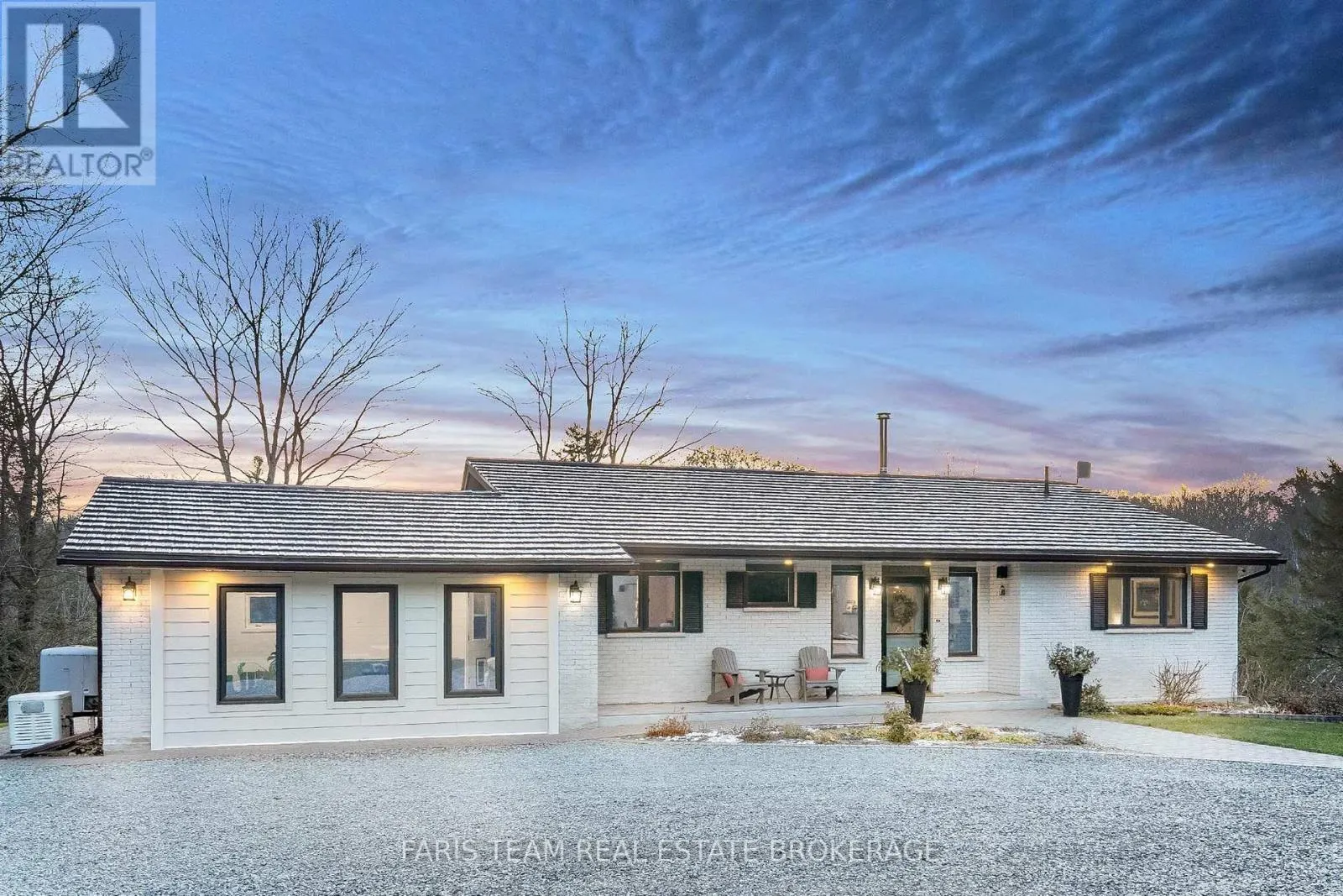 1520 ROSEMOUNT ROAD