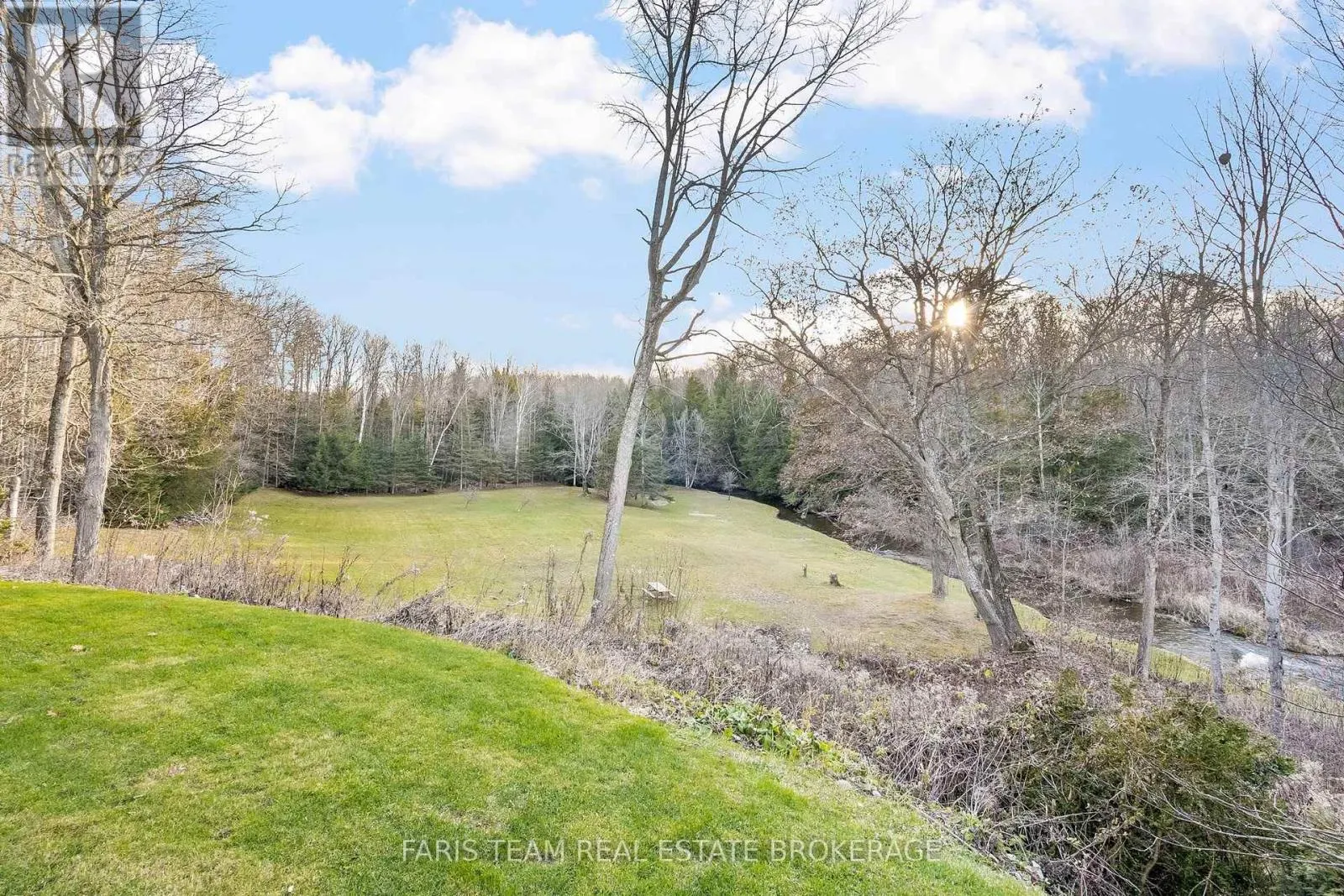 1520 ROSEMOUNT ROAD