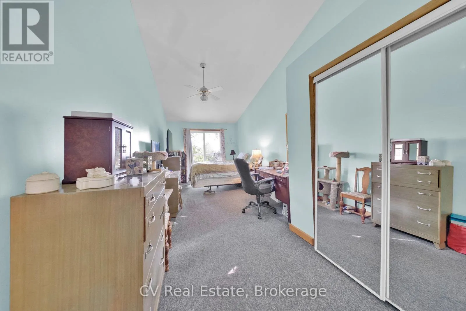 64 WAHNEKEWENING DRIVE