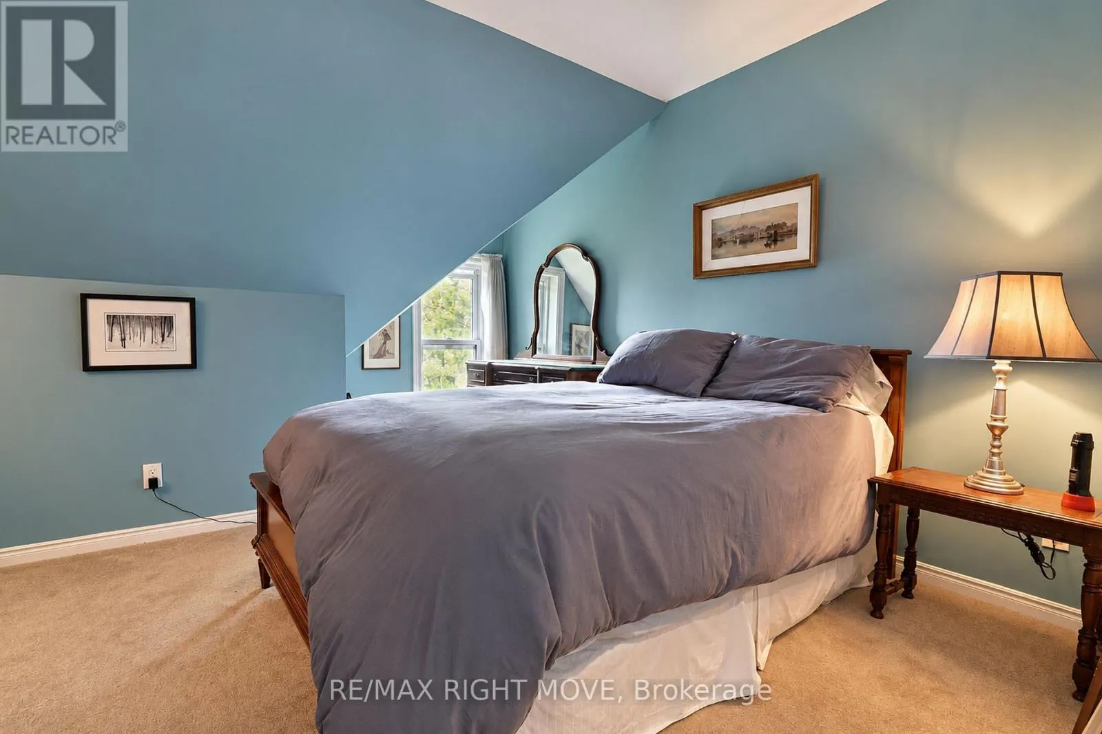 2199 THOMSON CRESCENT