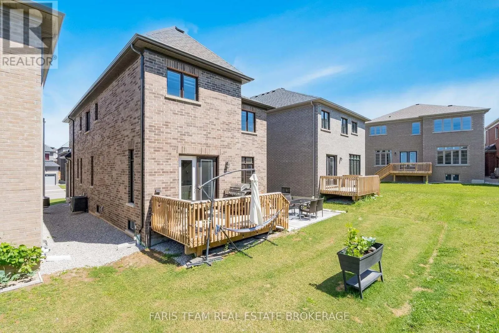 24 SASSAFRAS ROAD