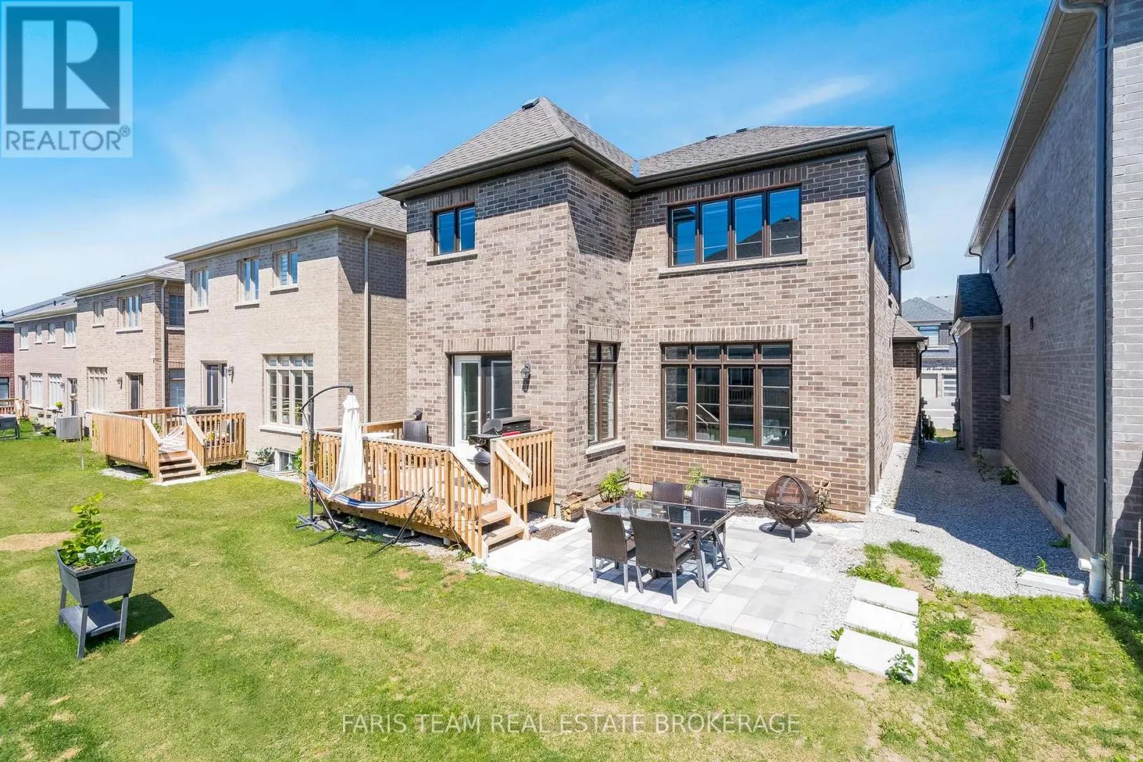 24 SASSAFRAS ROAD