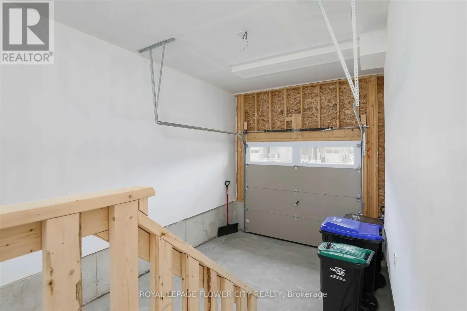 109 ARCHER AVENUE