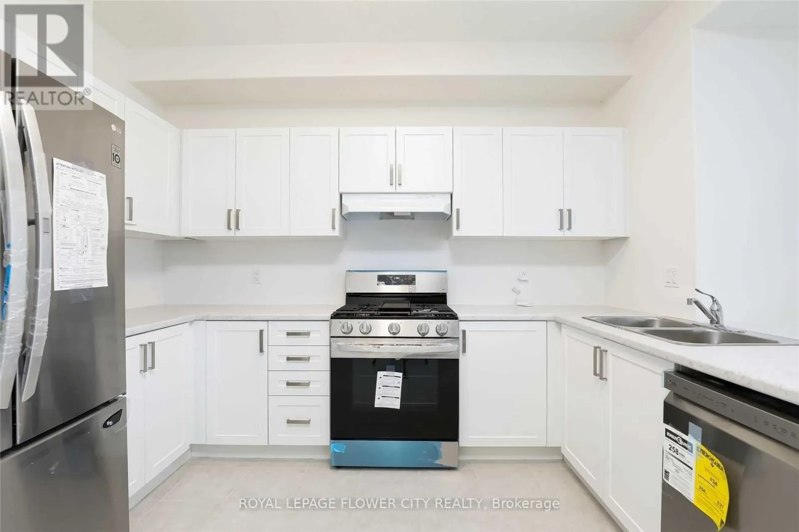 109 ARCHER AVENUE