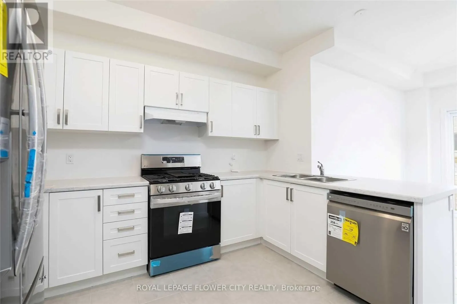 109 ARCHER AVENUE