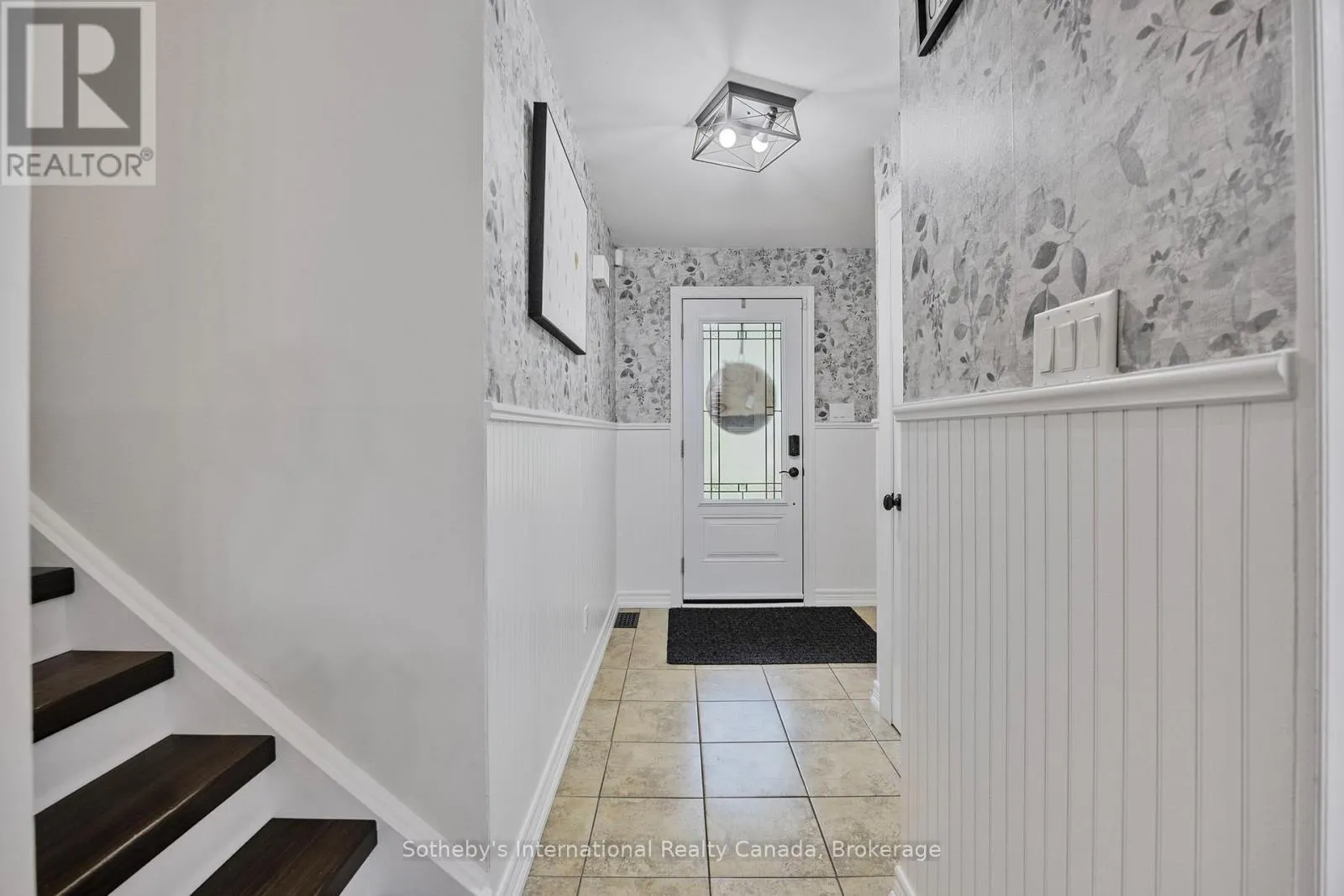 4 PEACHER STREET