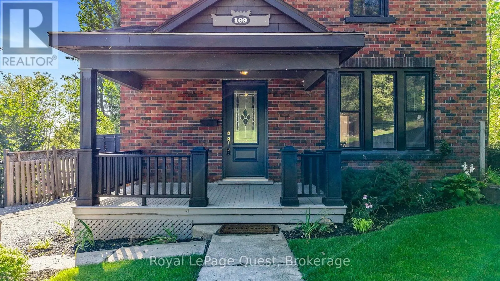 109 BRANT STREET E
