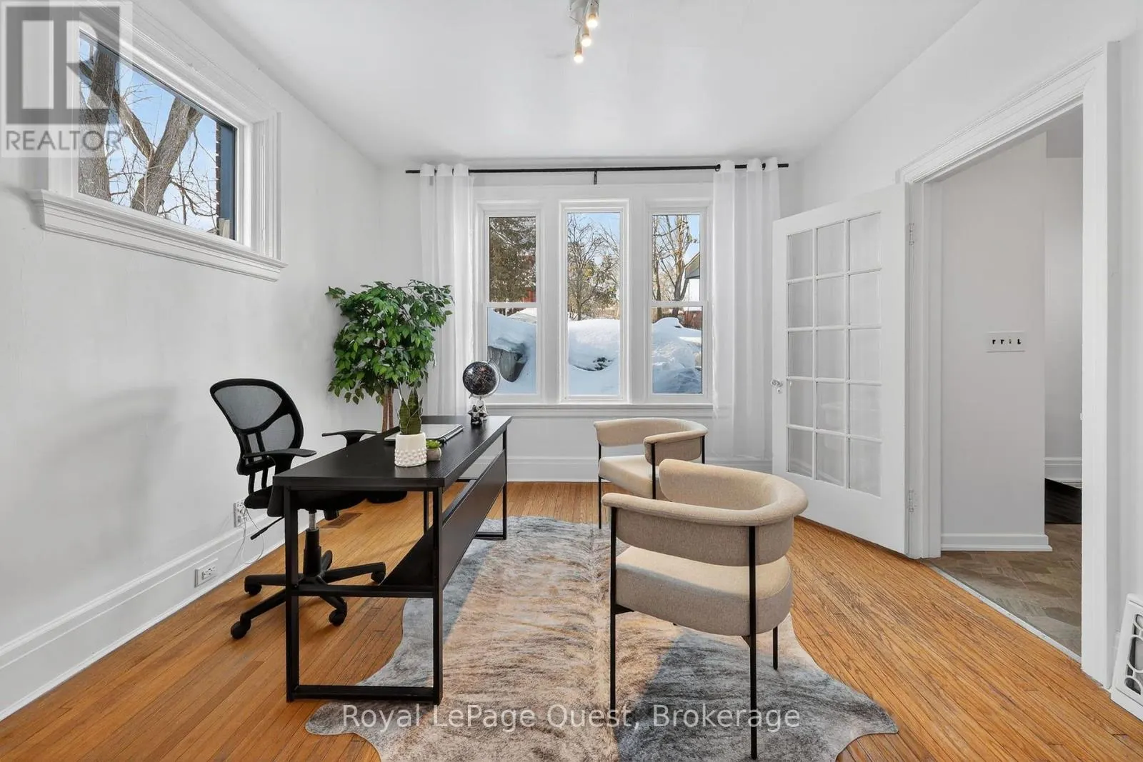 109 BRANT STREET E