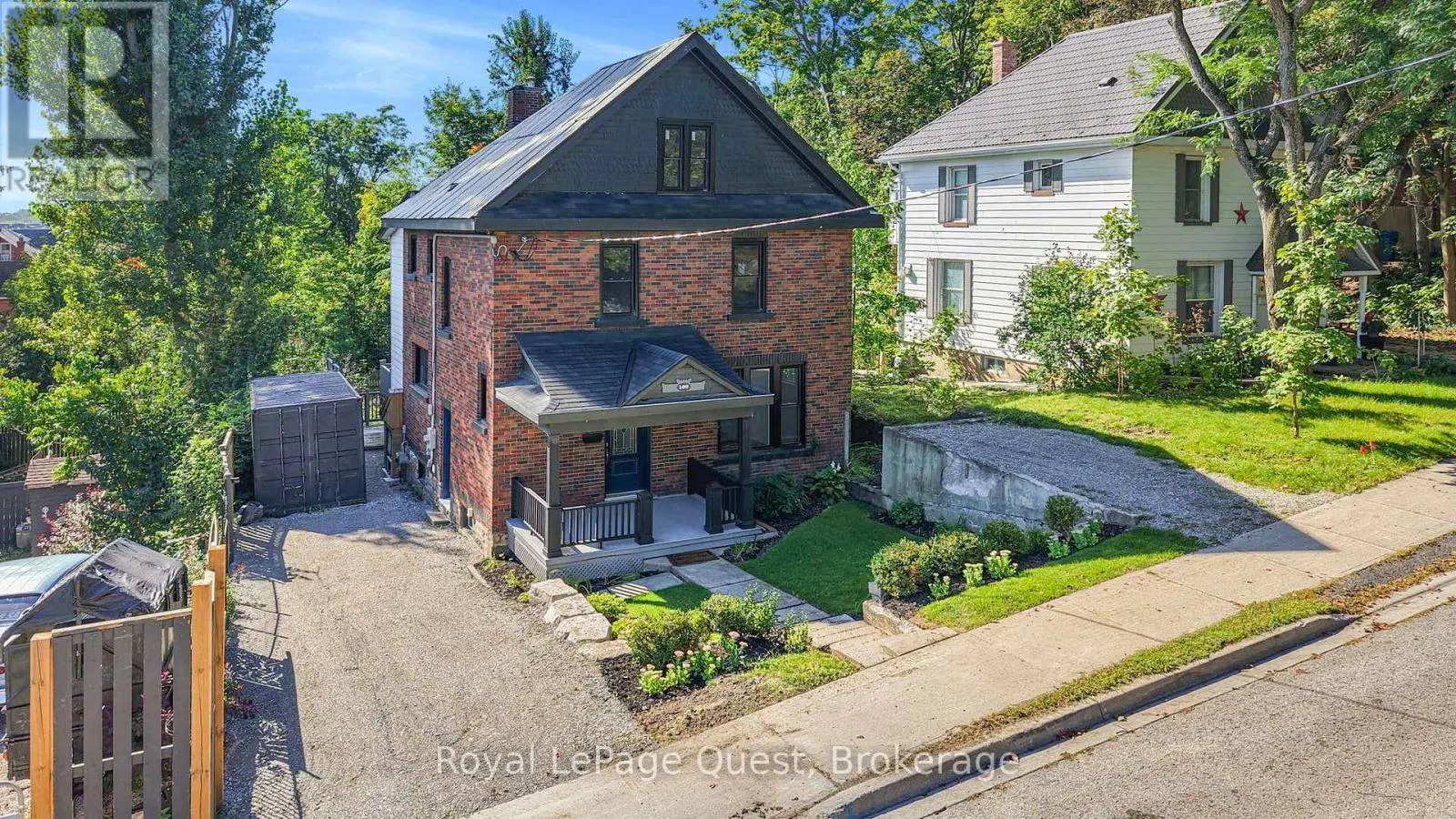 109 BRANT STREET E