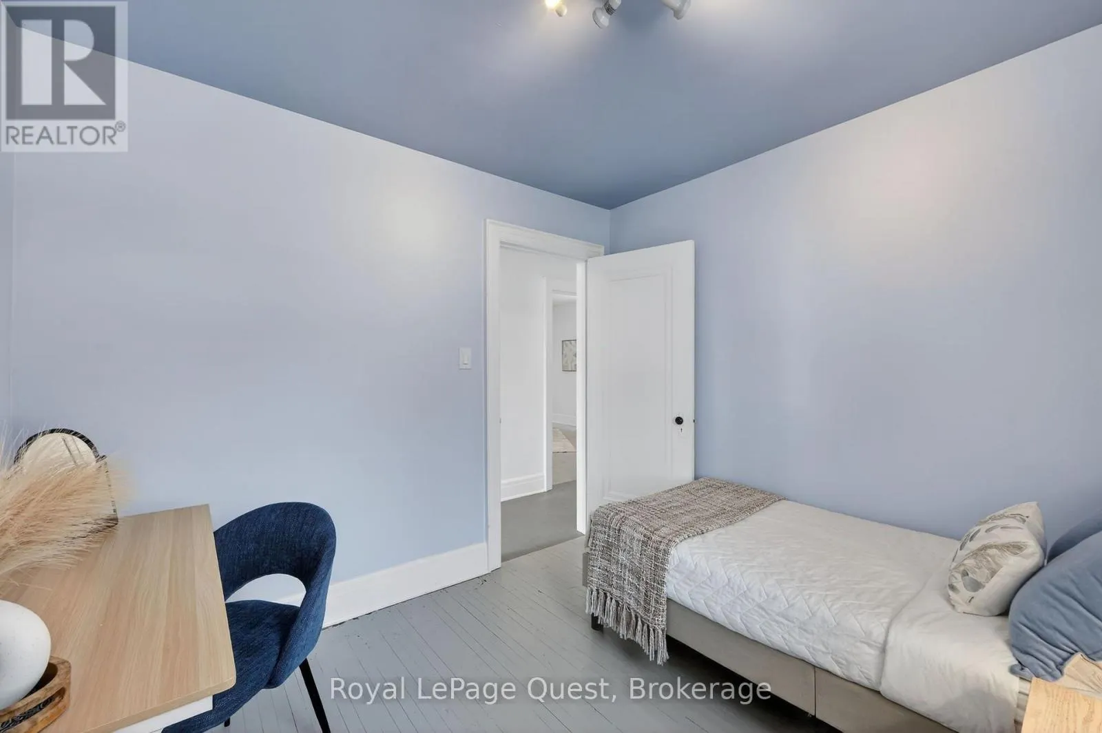 109 BRANT STREET E