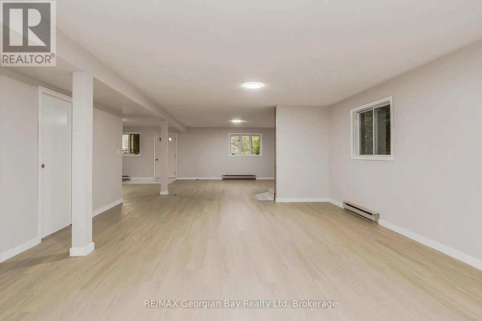 25 ALBERT AVENUE