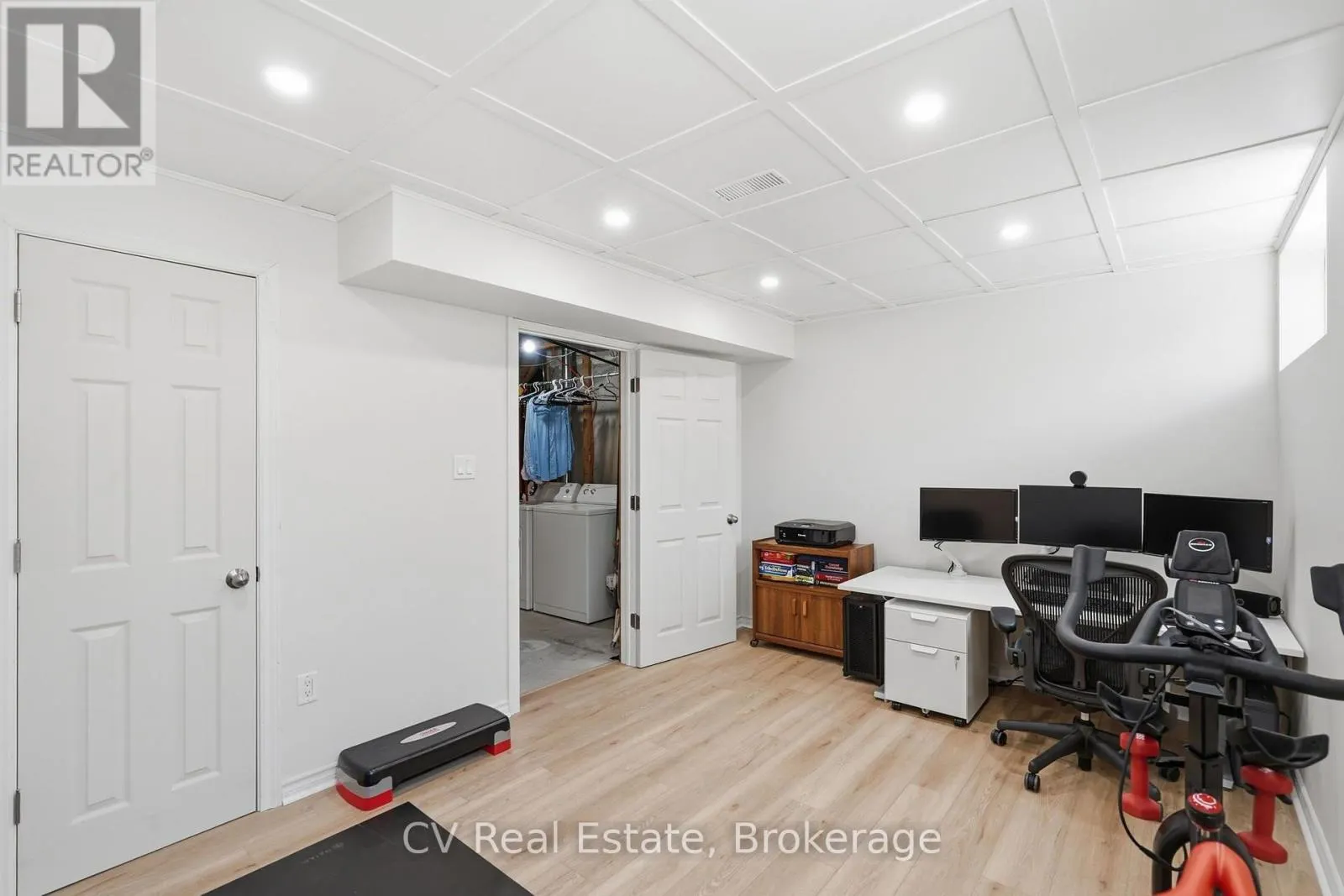 798 CORAL SPRINGS LANE