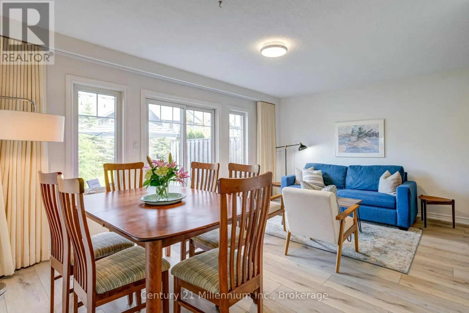 37 - 37 SILVER GLEN BOULEVARD #37