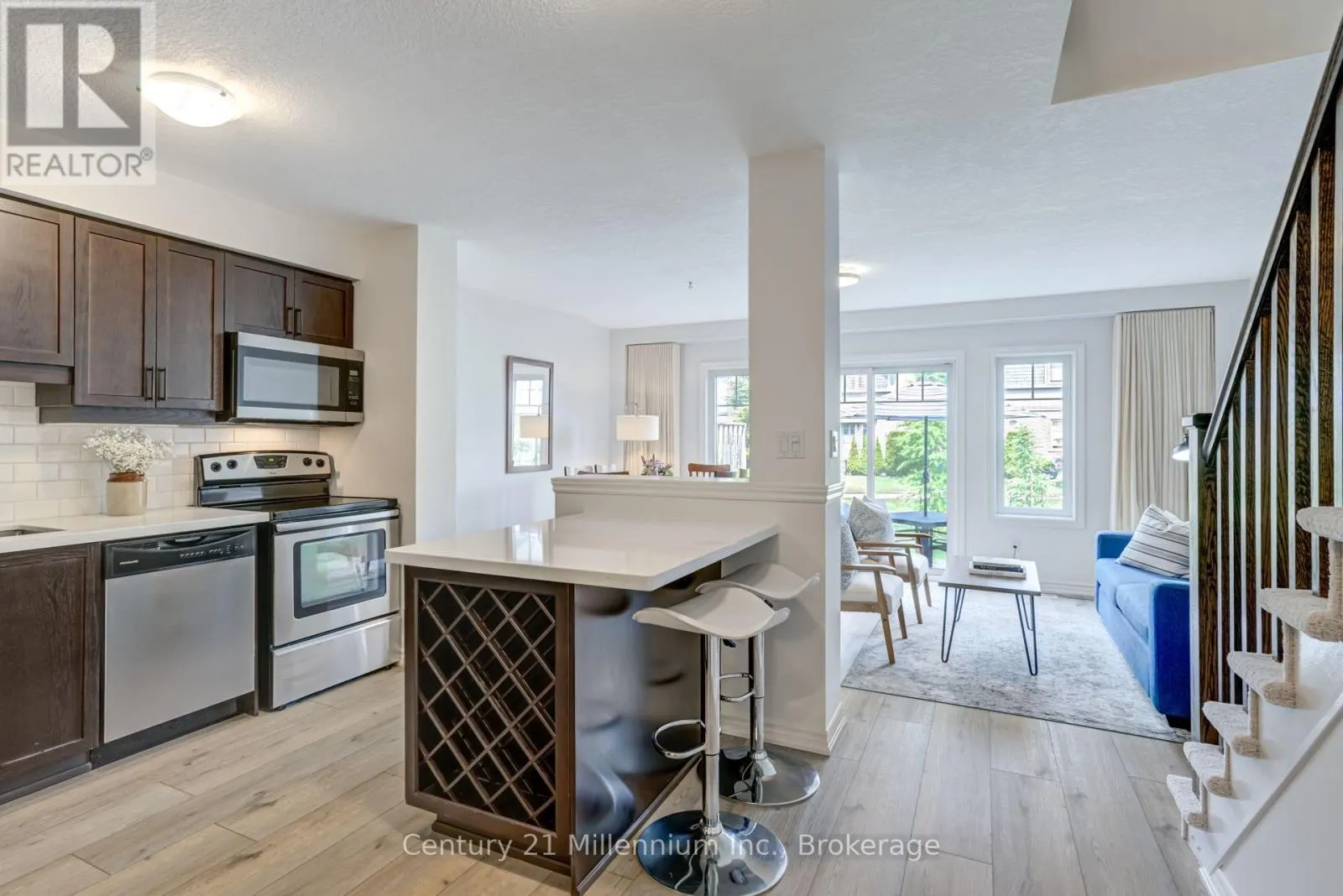 37 - 37 SILVER GLEN BOULEVARD #37