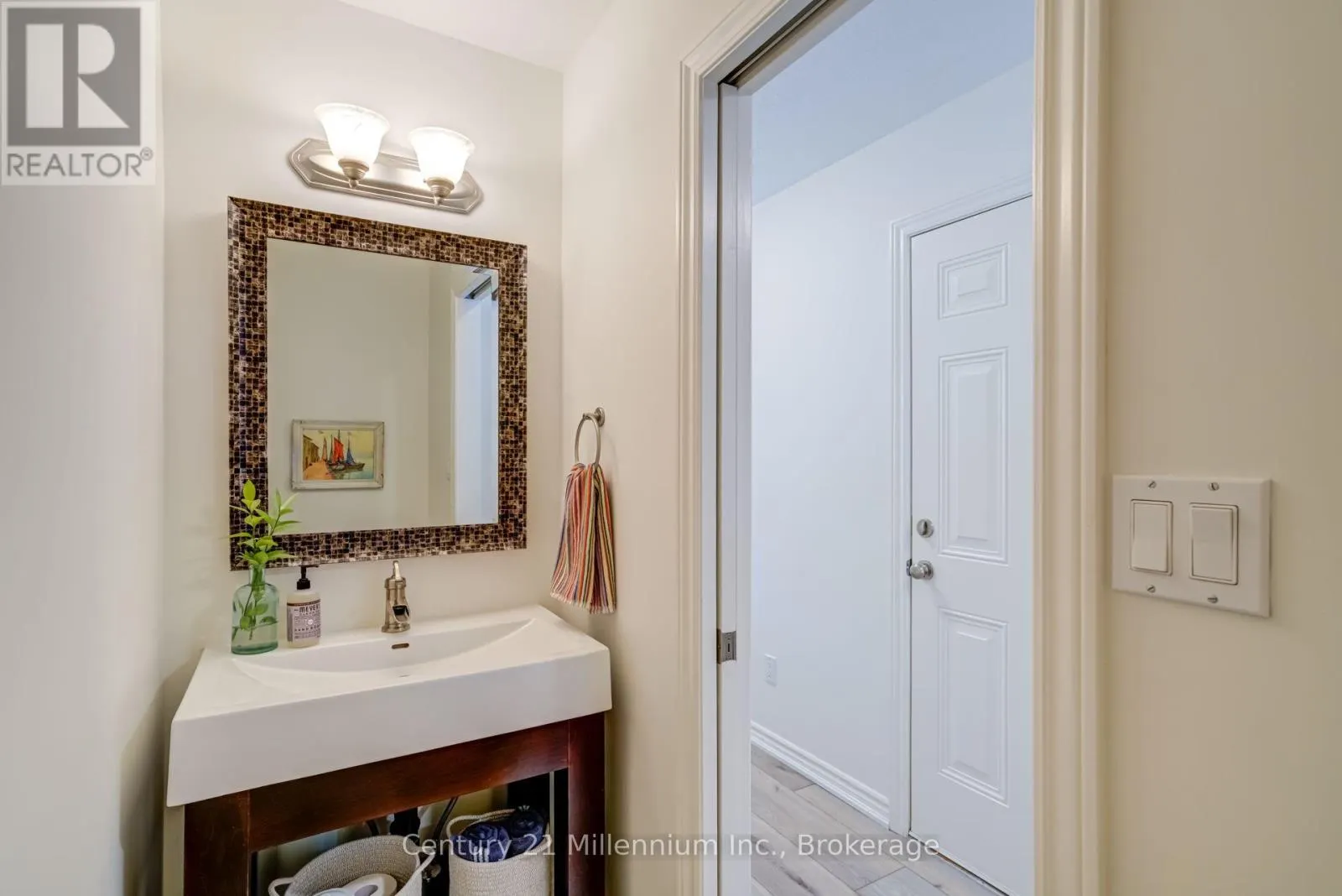 37 - 37 SILVER GLEN BOULEVARD #37