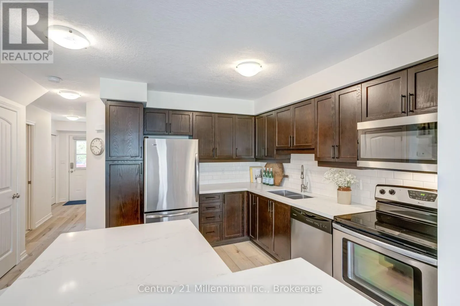 37 - 37 SILVER GLEN BOULEVARD #37