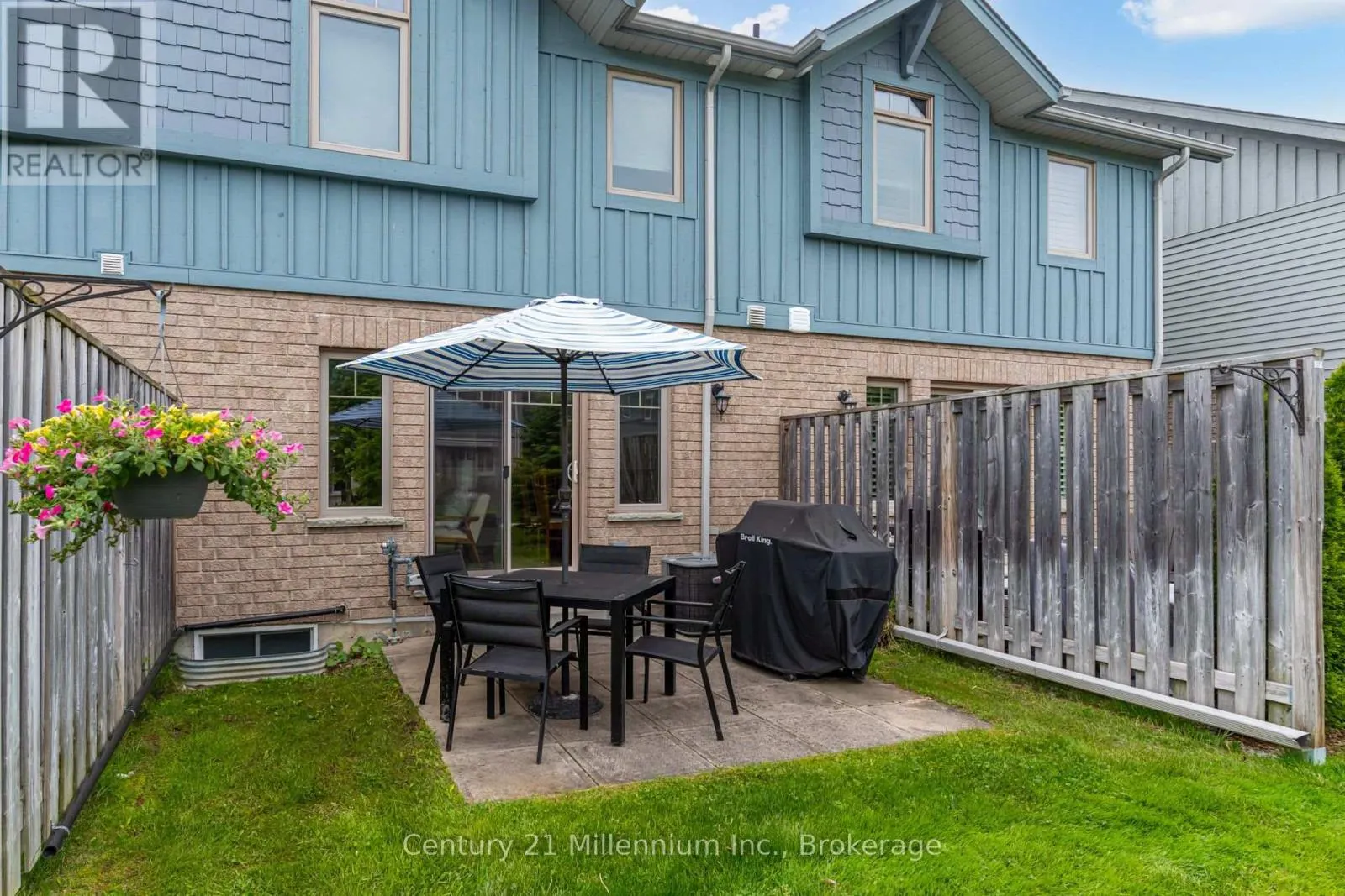 37 - 37 SILVER GLEN BOULEVARD #37