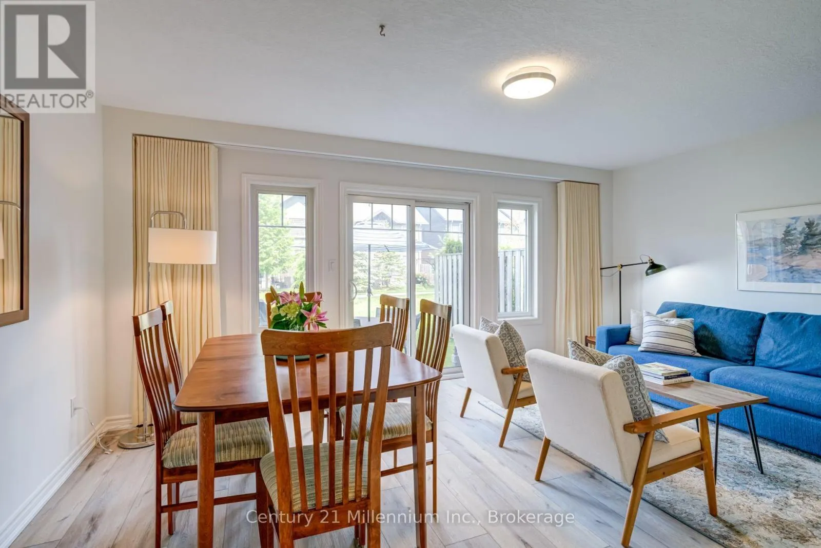 37 - 37 SILVER GLEN BOULEVARD #37