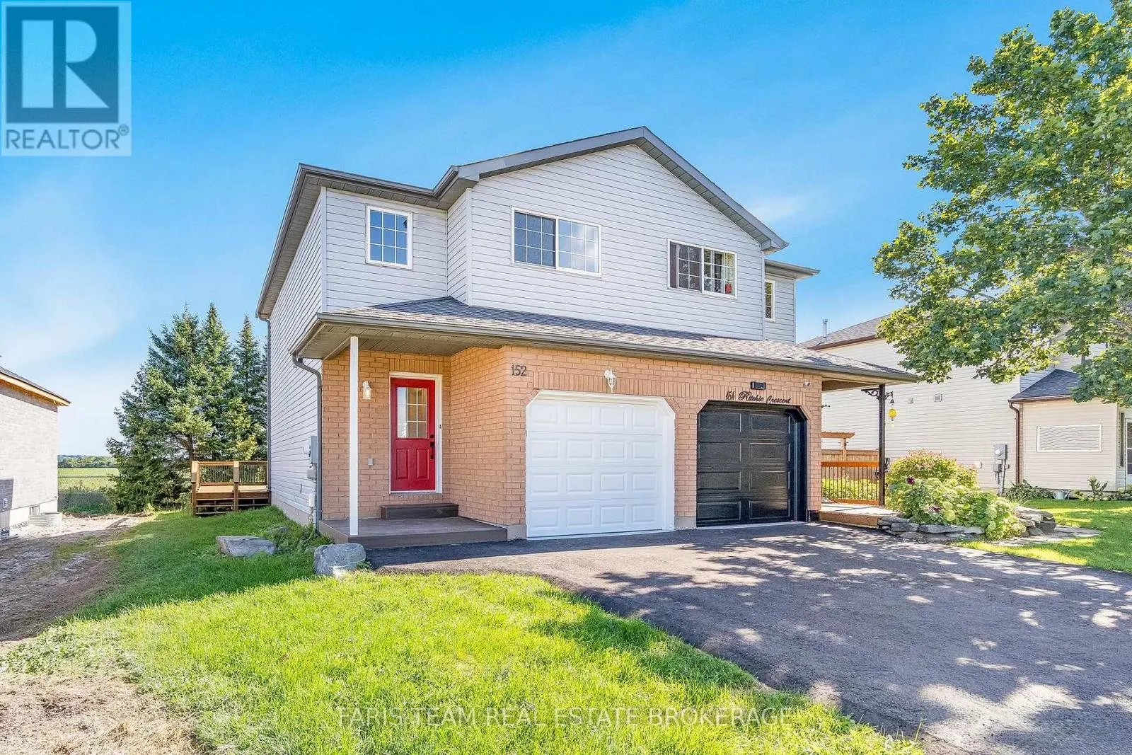 152 RITCHIE CRESCENT