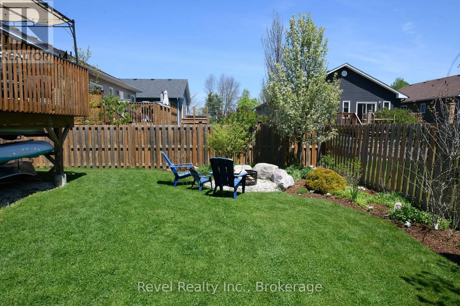 37 MARILYN AVENUE N