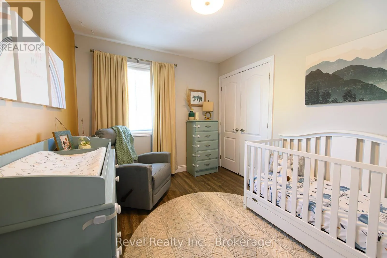 37 MARILYN AVENUE N