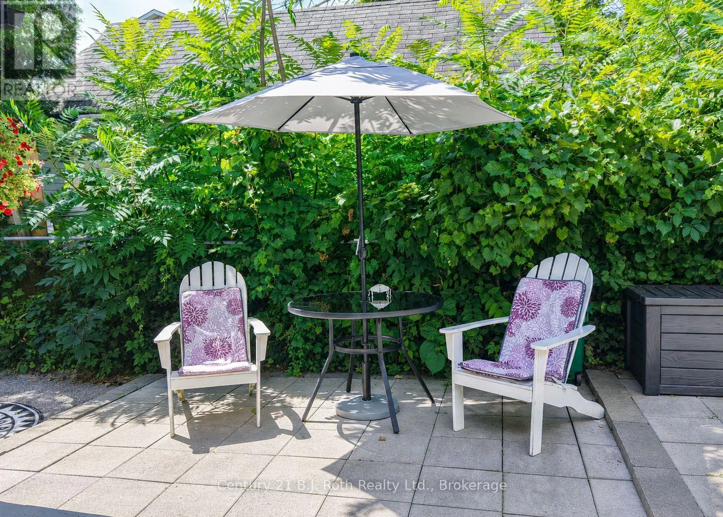 8 DUNN AVENUE