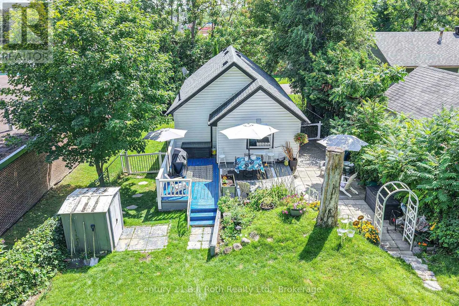 8 DUNN AVENUE
