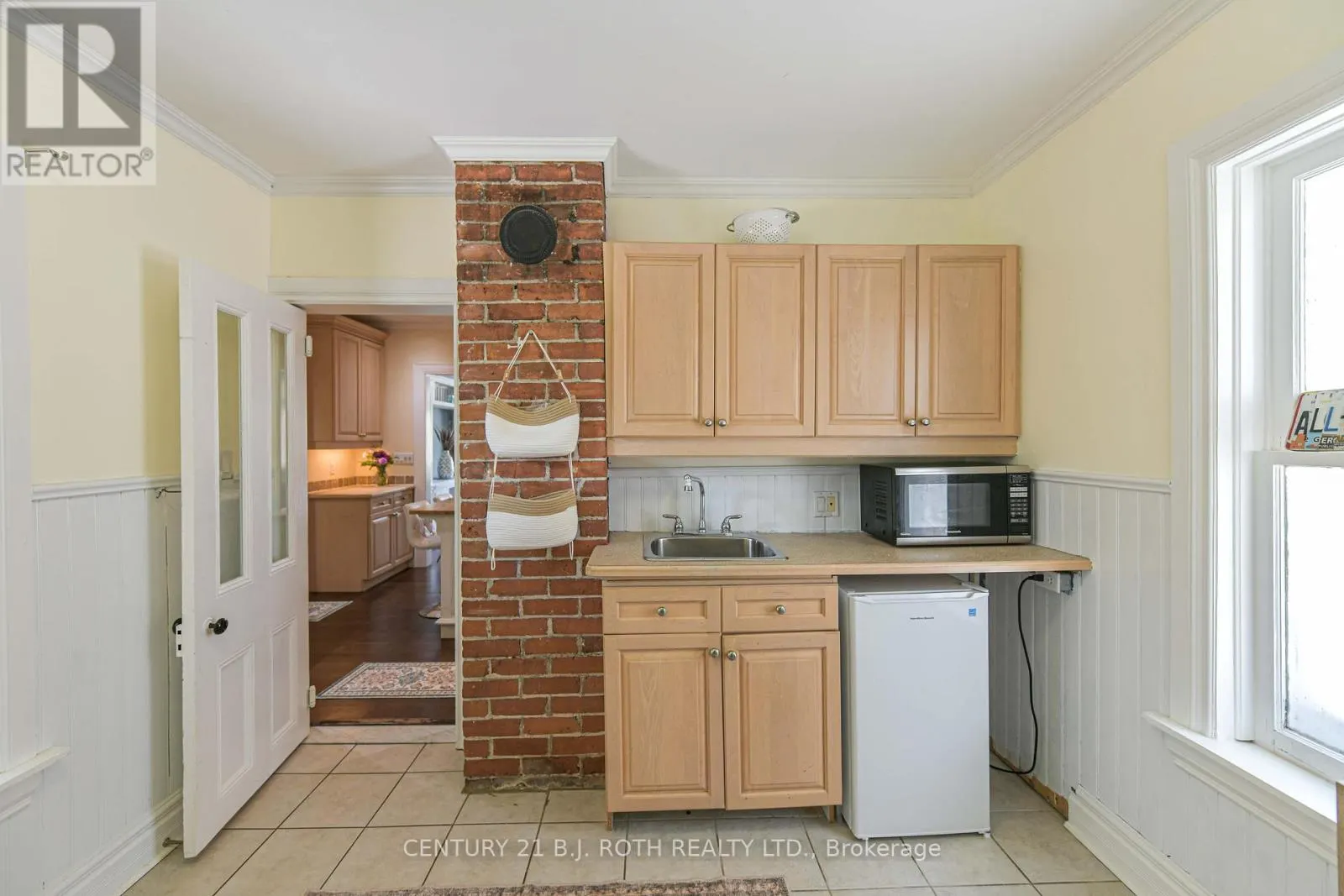 80 COLDWATER ROAD W