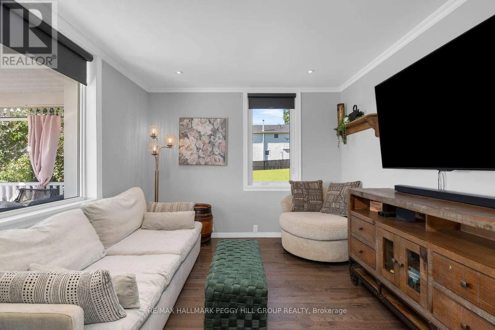 312 LAFONTAINE ROAD W
