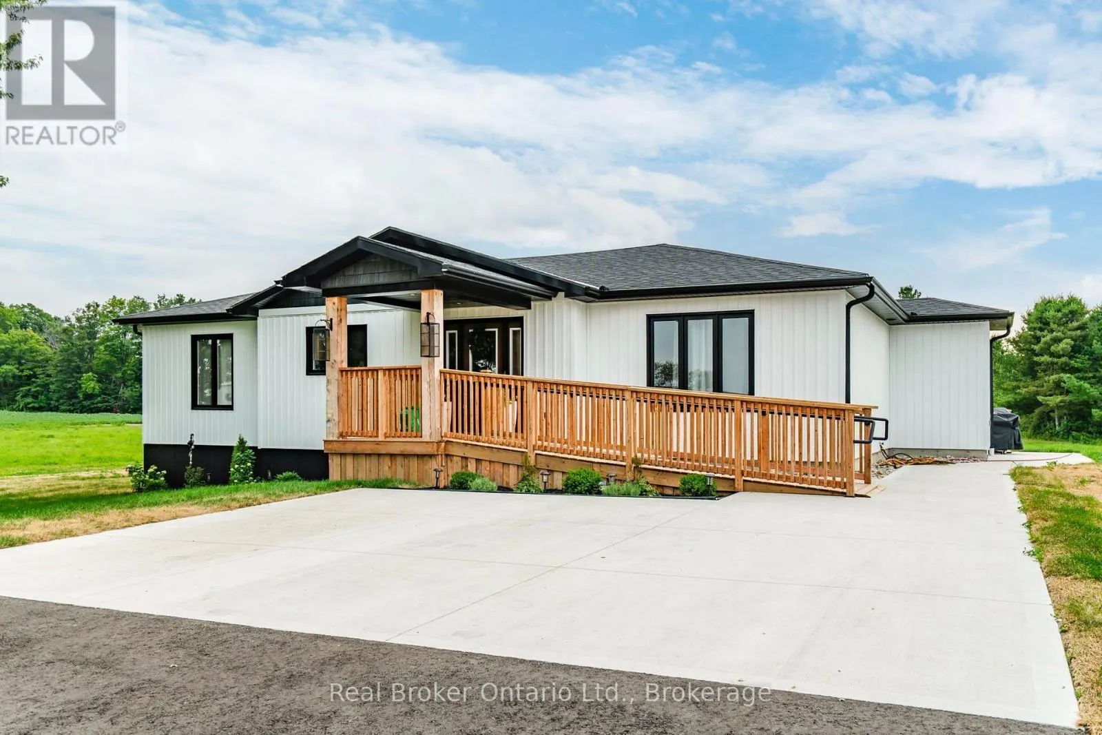597 LAFONTAINE  ROAD W