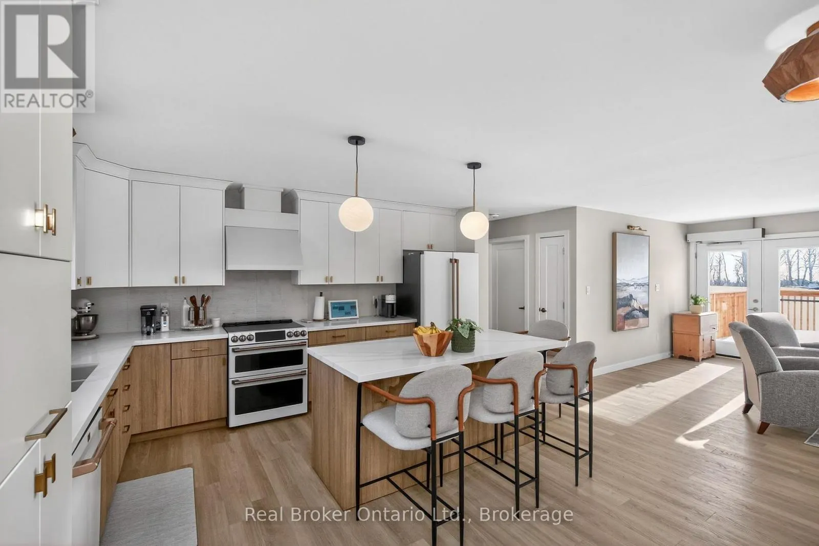 597 LAFONTAINE  ROAD W