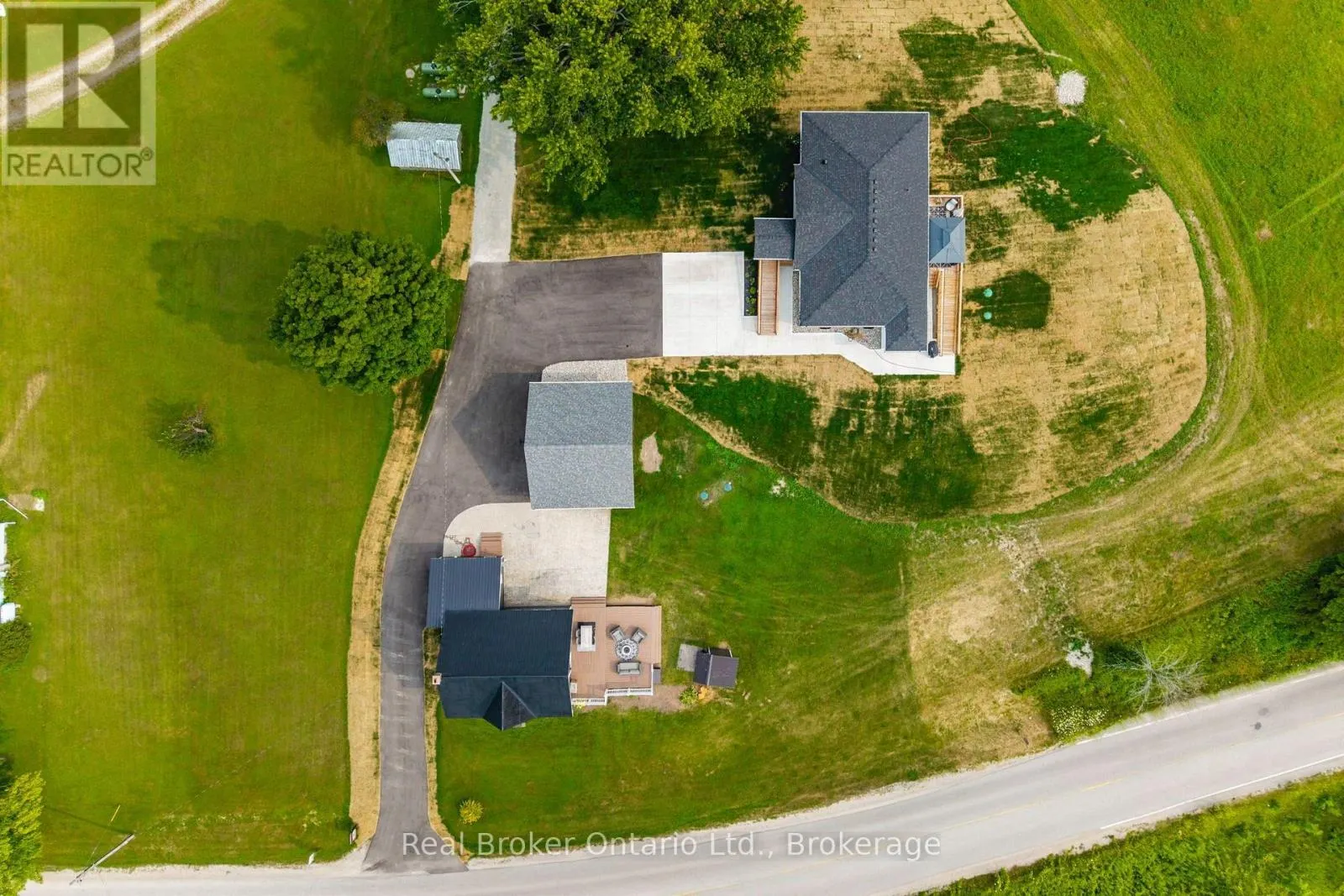 597 LAFONTAINE  ROAD W